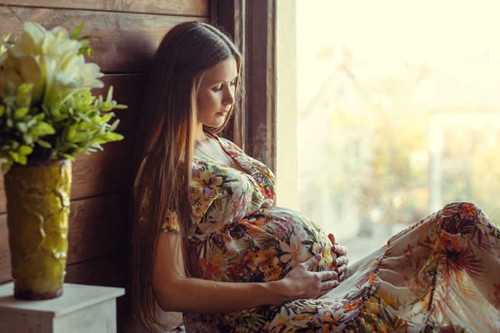 上海代产妇女_3天胚胎和5天囊胚，哪个在美国试管婴儿周期中移植成功率更高？